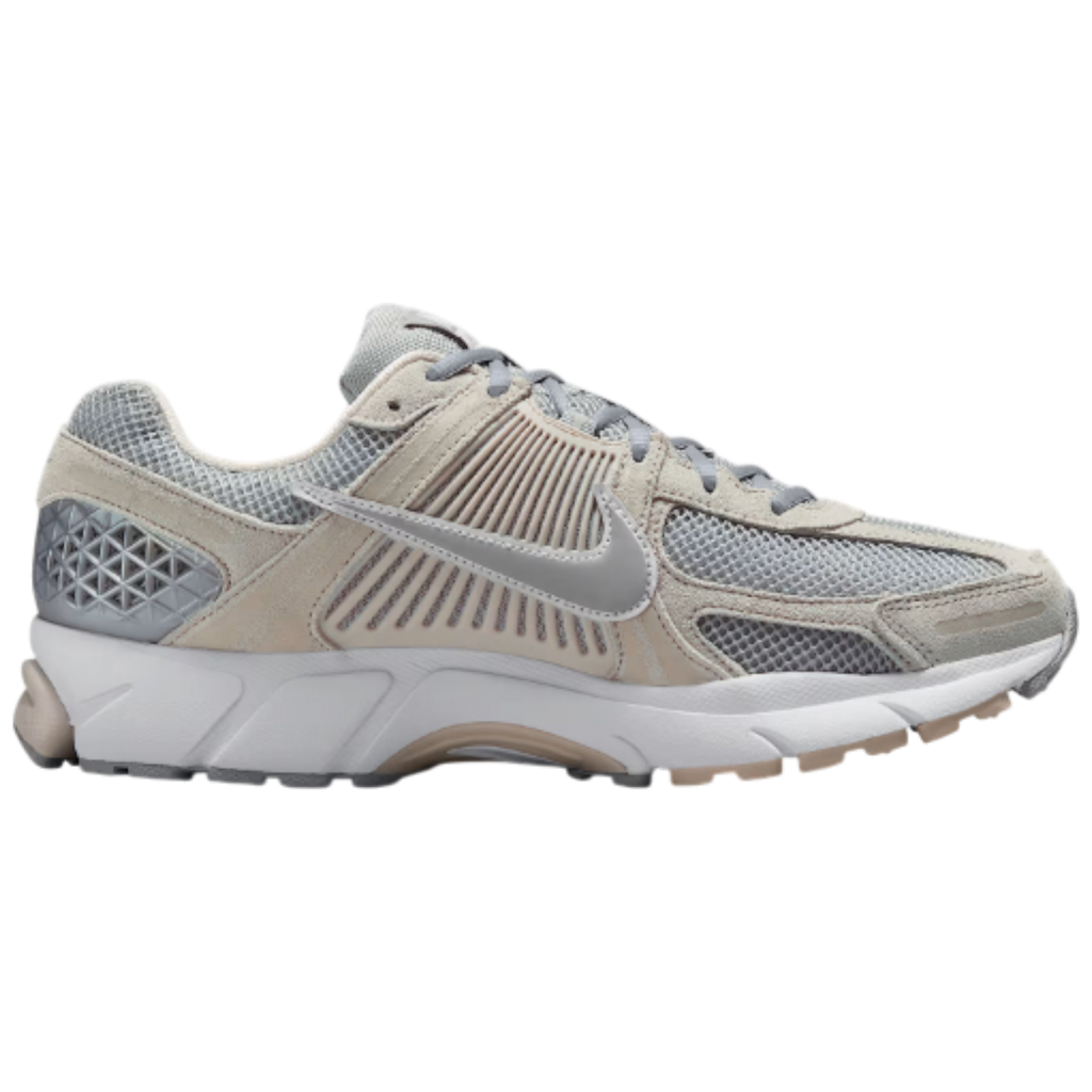 Nike Vomero 5  Light Orewood