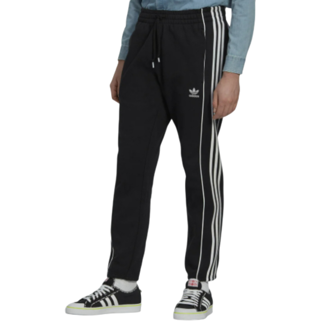 Pantalón adidas Rekive