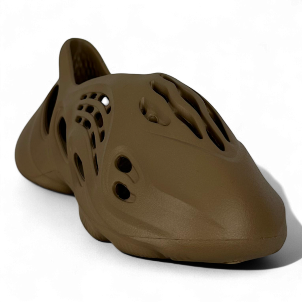 Adidas Yeezy Foam Rnr Clay Taupe