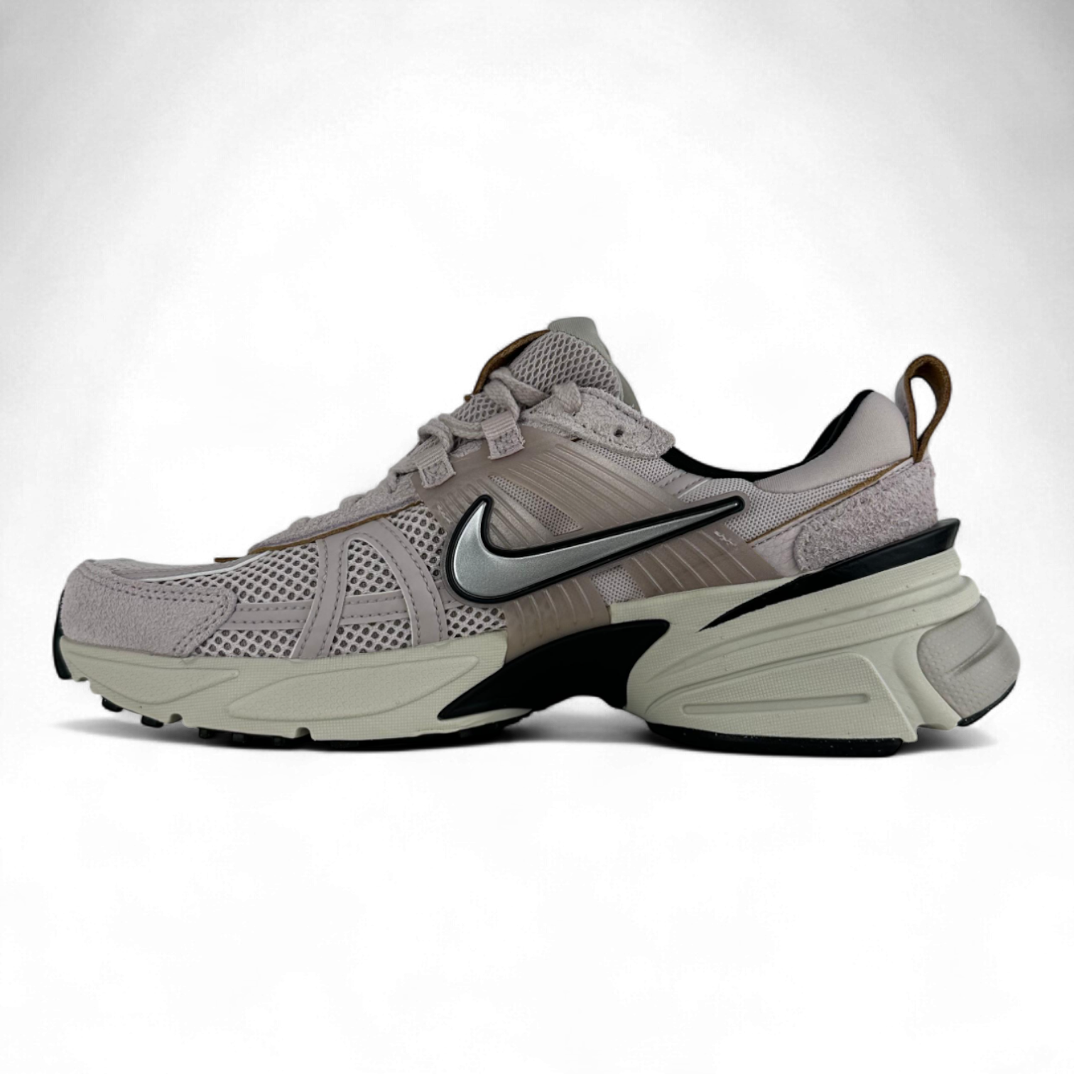 Nike V2K Run Platinum Violet