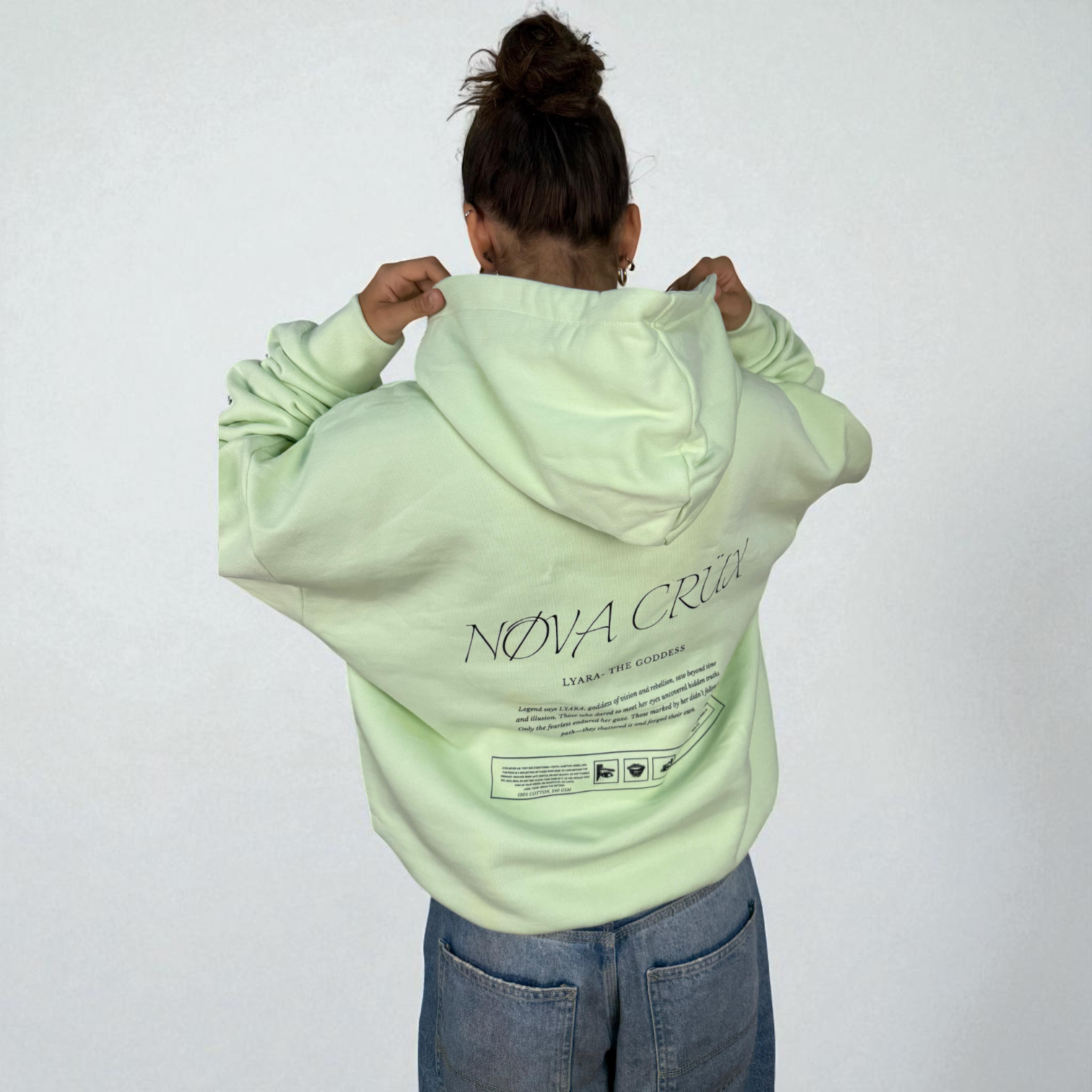 Sudadera Lyara NØVA CRÜX