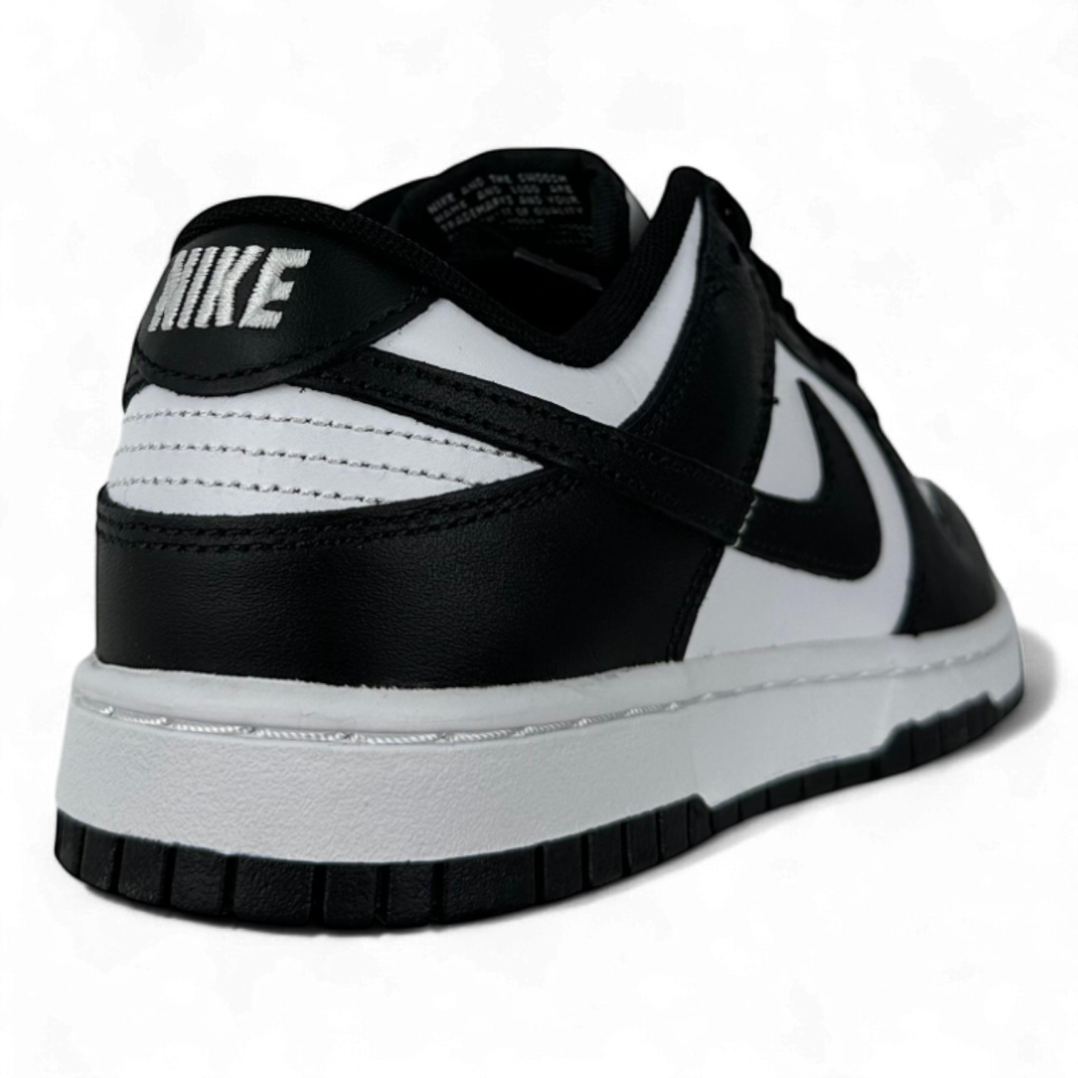 Nike Dunk Low Panda