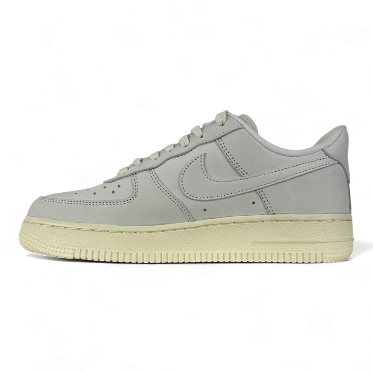 Nike Air Force 1 Low Summit White