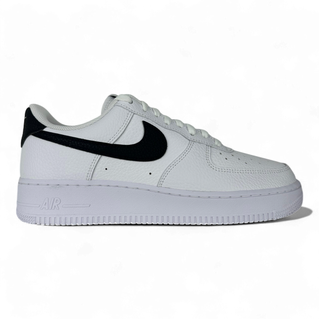 Nike Air Force 1 Low '07 In Black And White