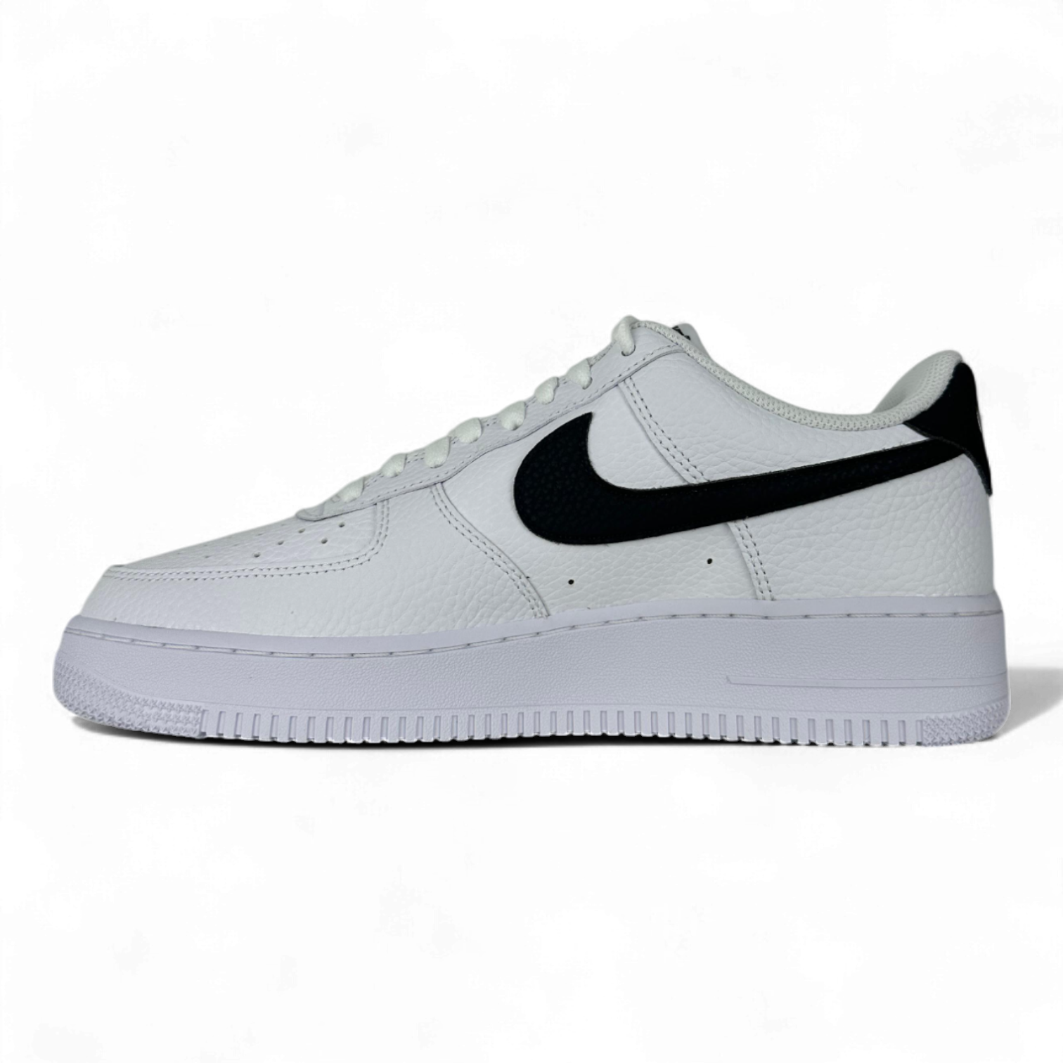 Nike Air Force 1 Low '07 In Black And White